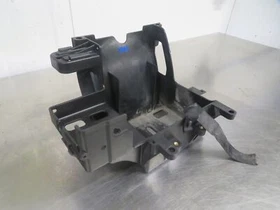 EB1202 2009 09 HARLEY-DAVIDSON ROAD GLIDE FLTR BATTERY BOX TRAY