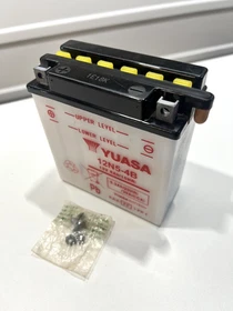 YUASA 12V Battery 12N5-4B Honda Motorcycle YUAM2250B Fits SL350 + others YUASA 12V Battery 12N5-4B Honda Motorcycle YUAM2250B Fits SL350 + others